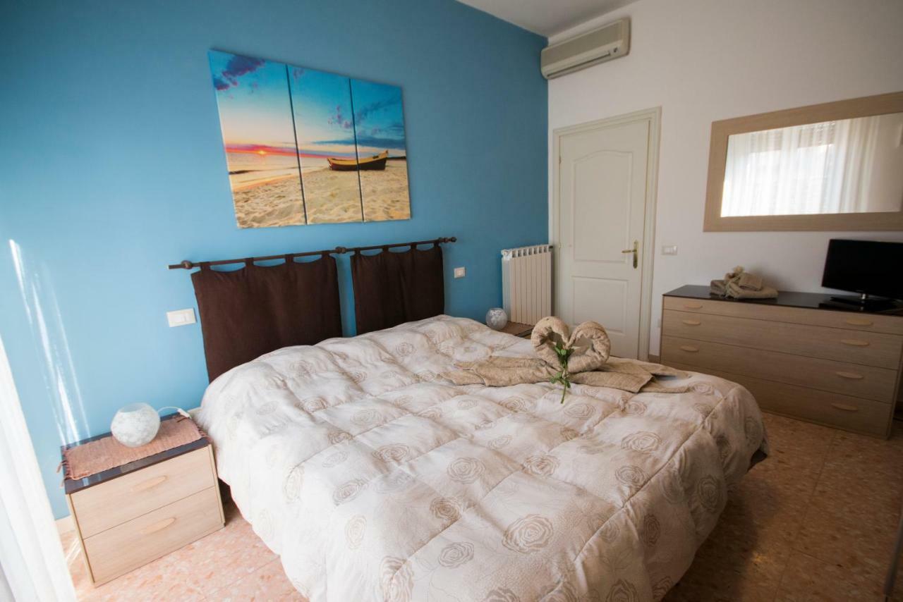 A Casa Di Simone A Viareggio Apartman Kültér fotó
